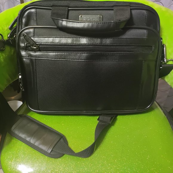 Kenneth Cole Reaction Other - Kenneth Cole Briefcase